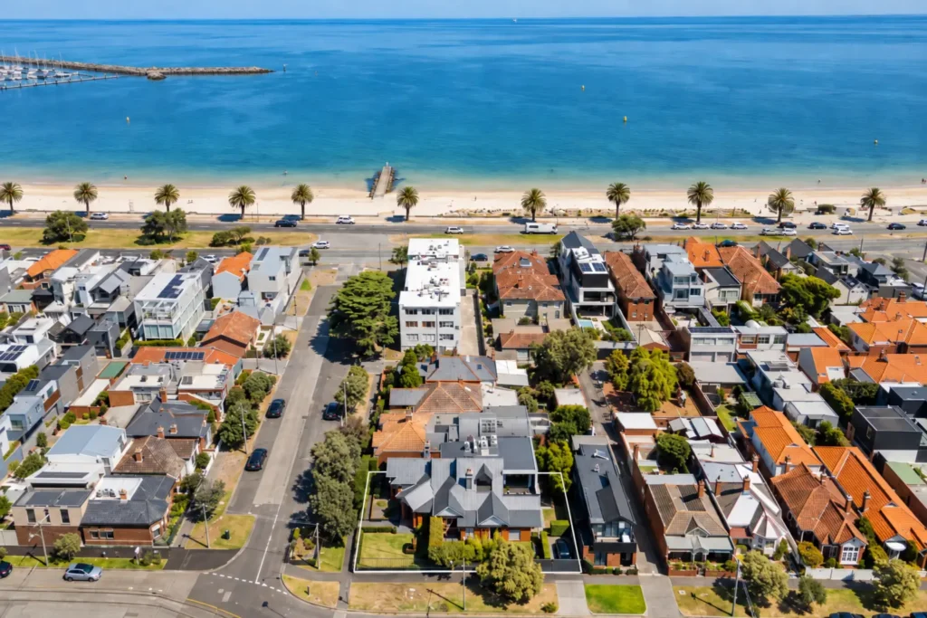 A sunny coastal neighbourhood with views of the open ocean in Middle Park.